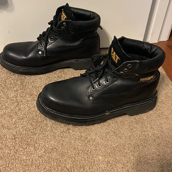 Men’s caterpillar work boots - Picture 2 of 5